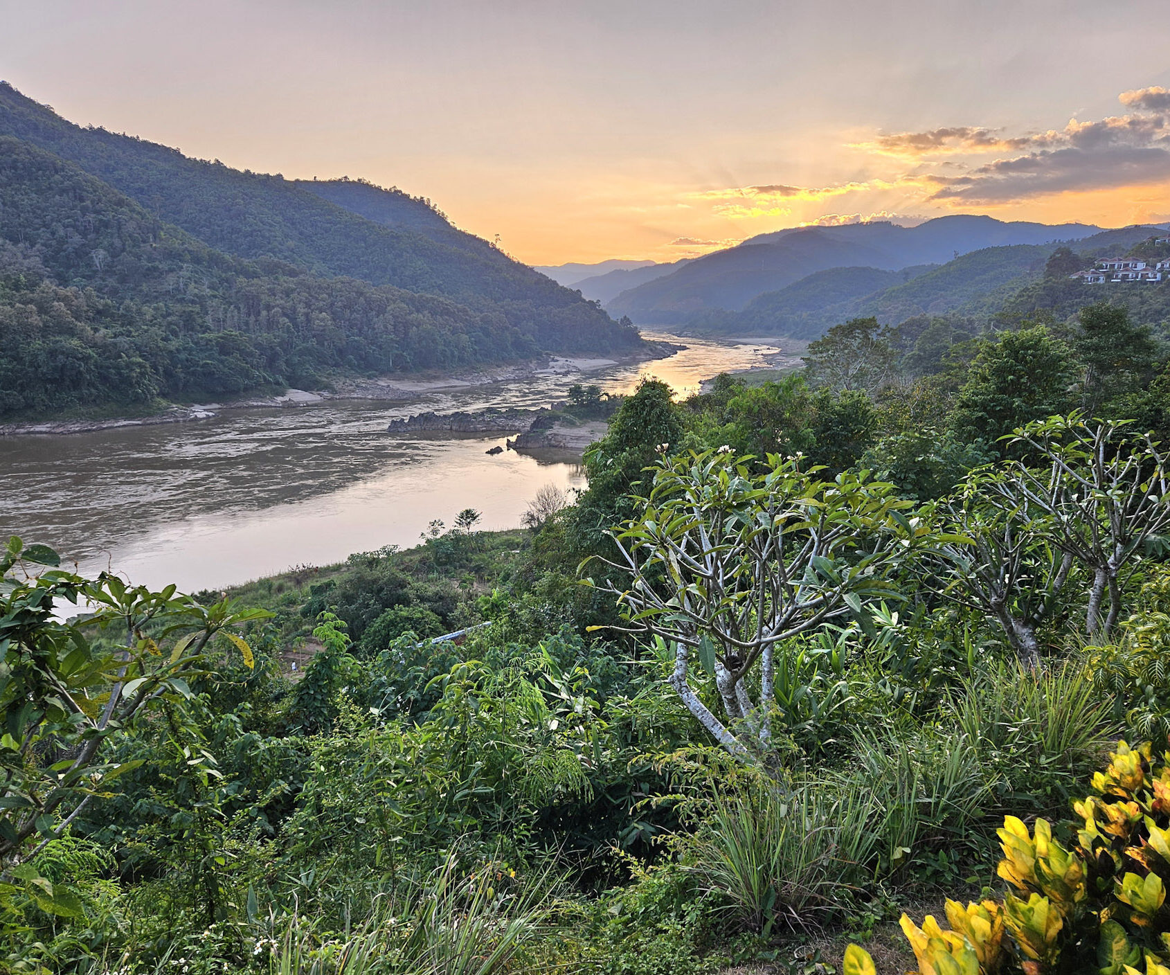 20231127_172258-aspect-ratio-330-275